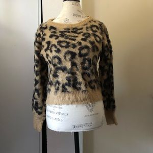 Storia Leopard Print Cropped Sweater